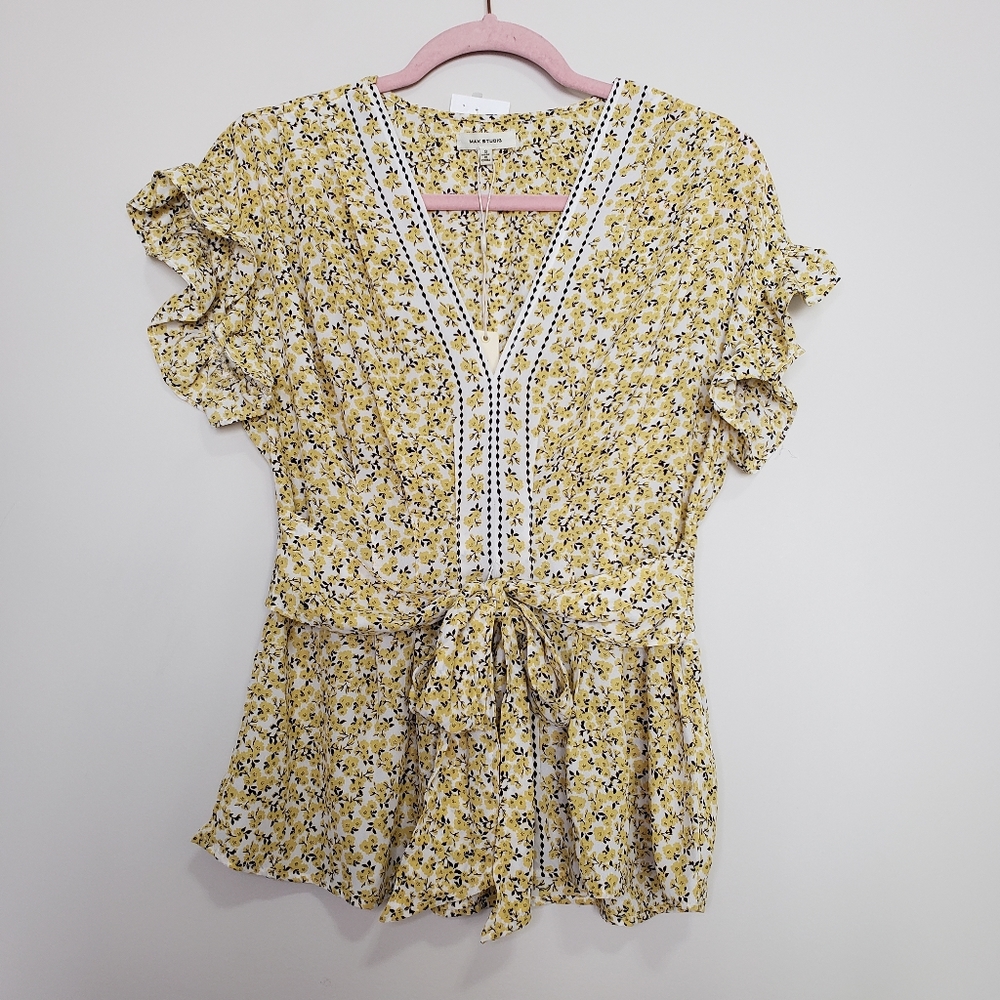 Max studio peplum flutter sleeve blouse nwt s